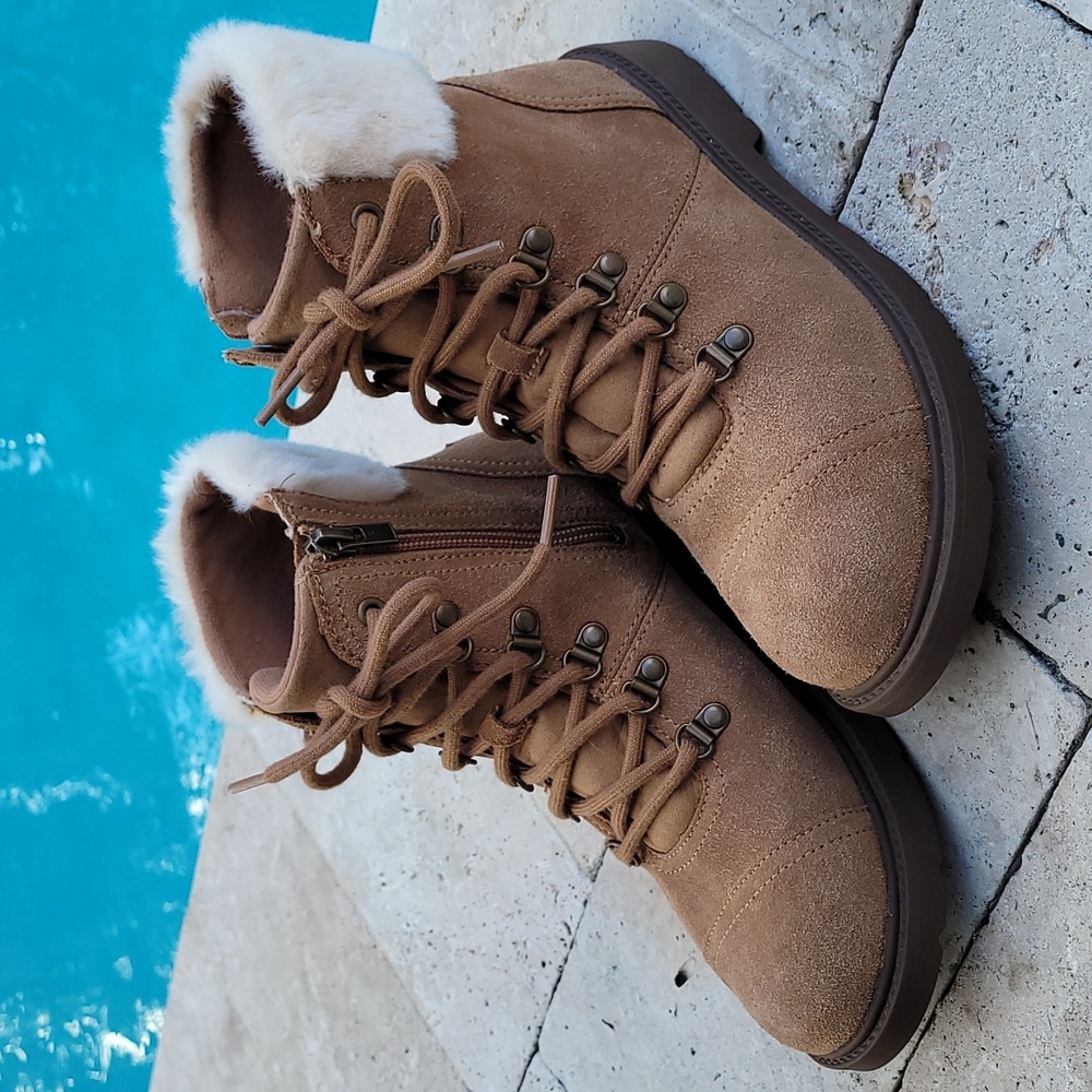 UGG kid's Azell Faux Fur waterproof hiker boots